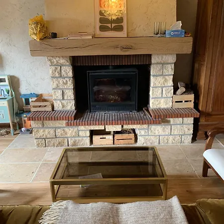 Maison De Campagne-proche Parc Le Pal Hébergement de vacances *